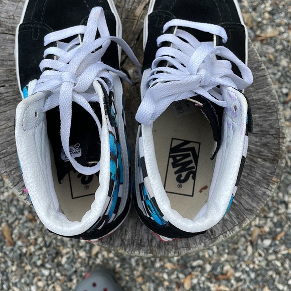 Vans Hightops Off The Wall Sneakers - Picture 6 of 8